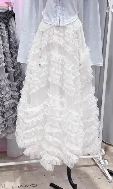 lilLilly 릴릴리 샤샤 스커트 WHITE 화이트