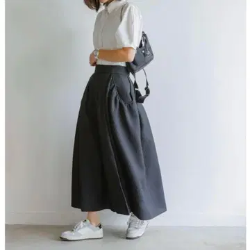 앰프레강트 자카드 스커트