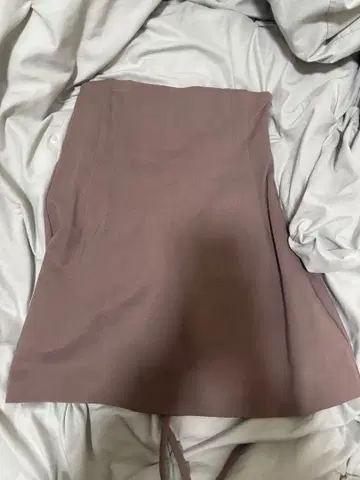 미셸 마카롱 michellMacaron 슬림 레그 스커트 브라운 S