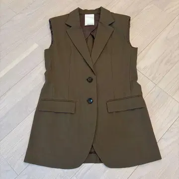 Whim Gazette 베스트 카키