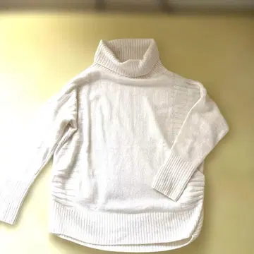 HIROKO BIS 부드러운 터틀 니트