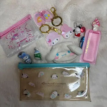 산리오 캐릭터 굿즈 세트
