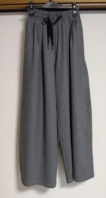 PASSIONE 파시오네 사이드 턱 팬츠 가을, 겨울