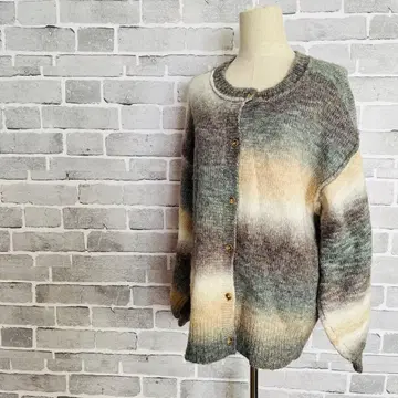 그라데이션 니트 가디건 루즈핏 오버 사이즈 두꺼운 원단 B700