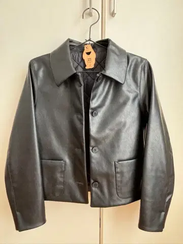 1회만 사용 유니클로 코팅 숏 자켓 BLACK XS