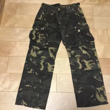 맥그리거 카모 패턴 카고 팬츠