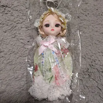 꽃무늬 드레스 인형