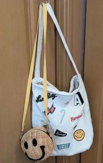 니코앤드 - 스마일백 아코모데 스마일와펜 숄더