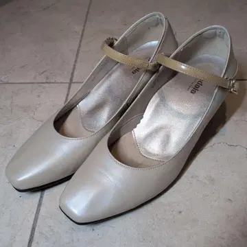 페달라 펌프스 23cm