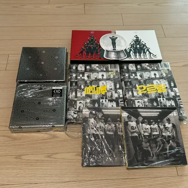 엑소 개봉앨범(으르렁,12월의기적,중독,럽미라잇)