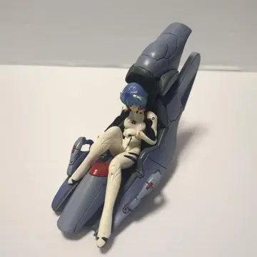 에반게리온 신생 에바 재시동 조종석 아야나미 레이