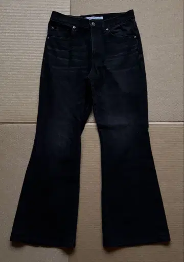 존 로렌스 설리번 - 플레어 데님 44