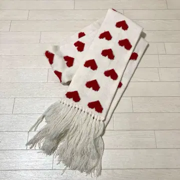 구제 의류 하트 올 패턴 머플러 화이트