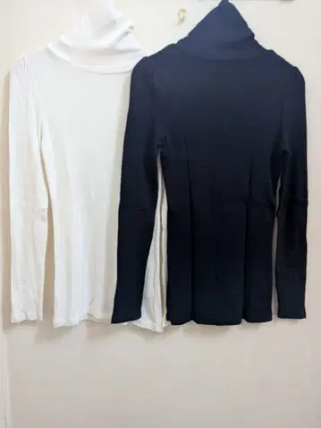 DURAS 터틀 하이넥 티셔츠 긴팔 롱T 화이트 블랙 2장 세트 듀라스