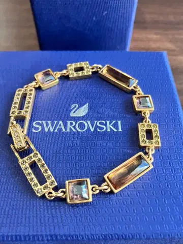 SWAROVSKI 스와로브스키 Travel EXCLUSIVE 팔찌
