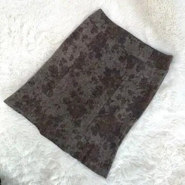 INDIVI 자카드 패턴 타이트 스커트 38 일본제 미니 스커트 꽃무늬