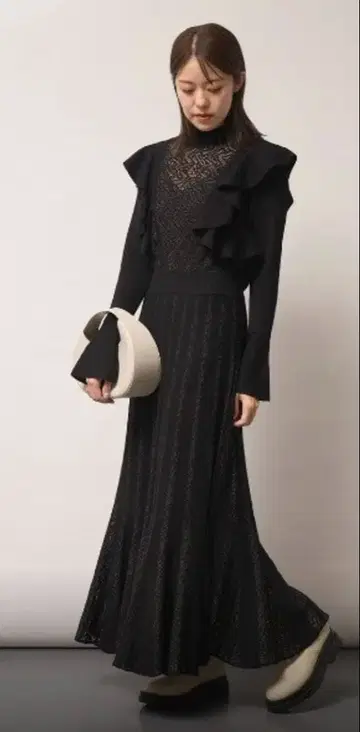 택 포함 새상품 FRAY I.D 니트 원피스