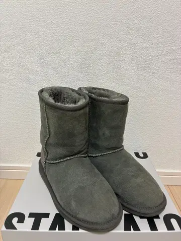 eW 그레이 어그 부츠 숏