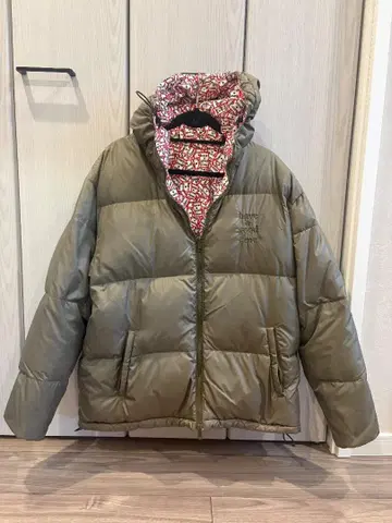 BEAMS 다운 자켓 ( 리버서블 )