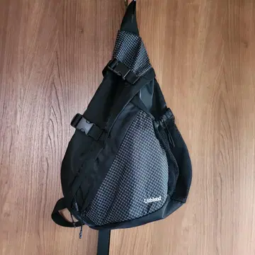 Unlabeled 슬링백 블랙