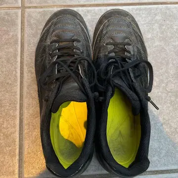 미즈노 축구 트레이닝화