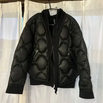 [ 새상품급 ] AULA AILA 블랙 다운 자켓 후드 부착