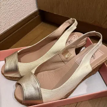 새상품급 gaimo 백 스트랩 샌들