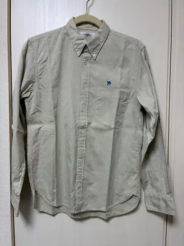 H.R. MARKET 베이지 긴팔 셔츠 낙타 자수