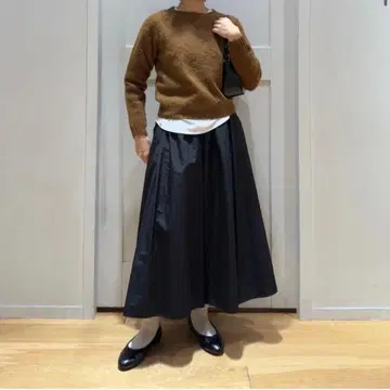 턱 플레어 스커트 블랙 36