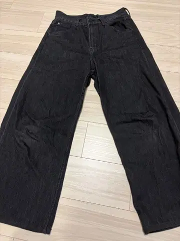 [ UNIQLO ] 배기 커브 청바지