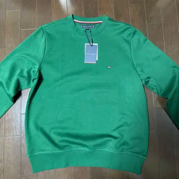 타미힐피거 그린 원포인트 맨투맨