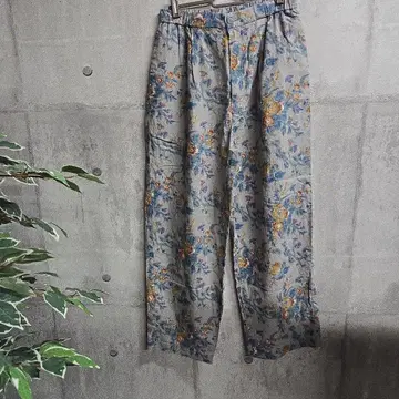 RNA 꽃무늬 그레이 캐주얼 팬츠