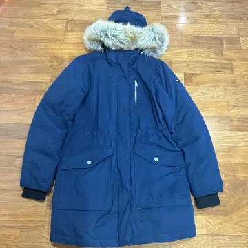 TOMMY JEANS 네이비 퍼 달린 다운 자켓