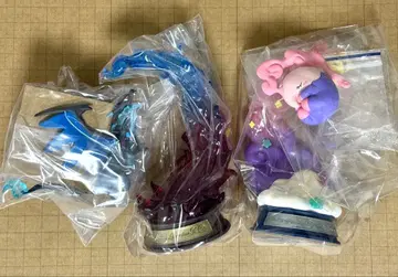 메가 리자몽 X 무샤나 피카츄 리멘트