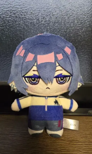 니지산지  마스코트 코야나기 로우