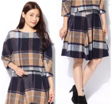 그레이스 콘티넨탈 스커트만 정가 셋업으로 8만 엔