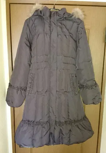 갤러리 비스콘티 다운 코트