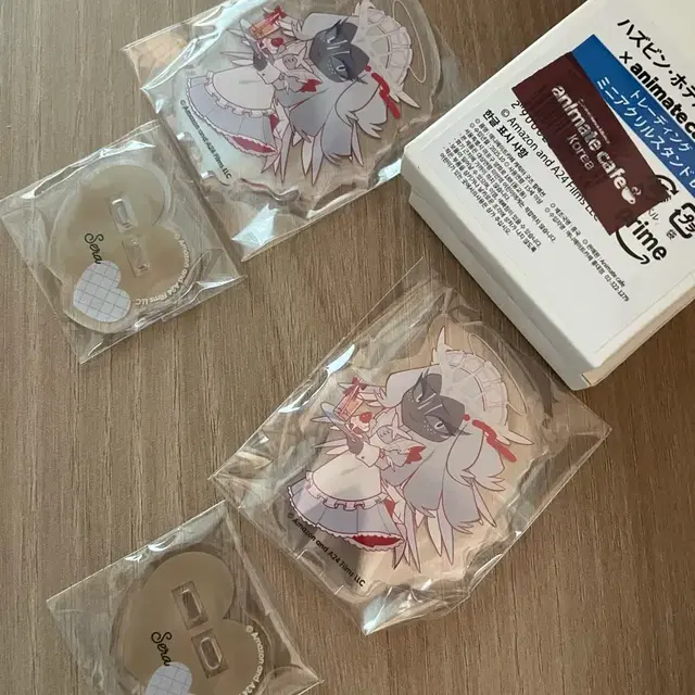 해즈빈호텔 콜라보카페 sd 아크릴스탠드 세라