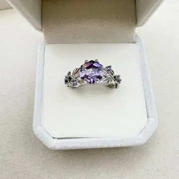 여성용 반지 골드 투명 색석 부착 유품 정리품 앤티크 주얼리