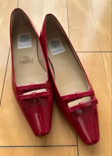 Emma Frances 빨간색 에나멜 플랫 펌프스 22.5cm 맑음/비