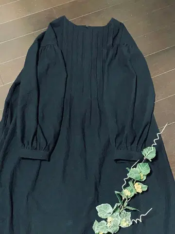 handmade 블랙 턱 원피스