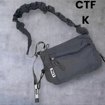 새상품급! CTFK 발수 개더 크로스 바디백 차콜