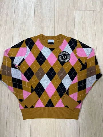 CPG 아가일 무늬 크루넥 스웨터