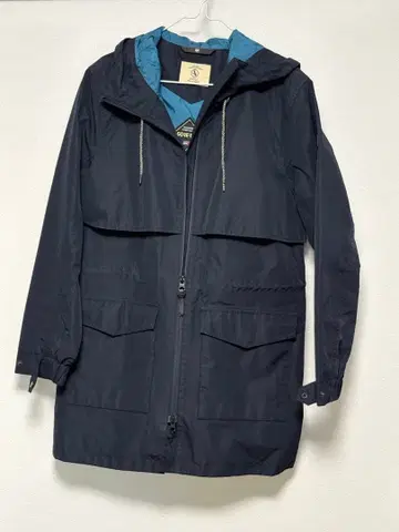 AIGLE 후드 부착 네이비 마운틴 후드티