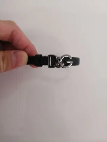 D&G 블랙 가죽 팔찌