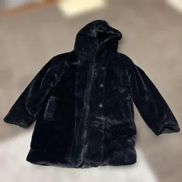 AZUL 후드 부착 블랙 보아 자켓