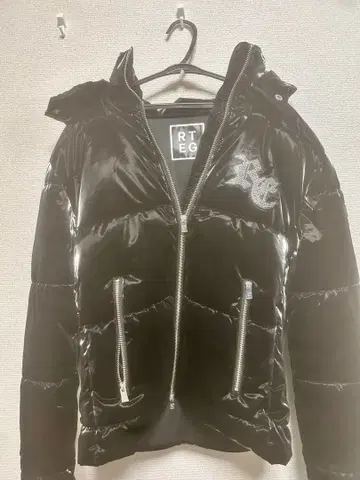 재판매 없음 RTEG 블랙 다운 자켓 후드 부착 사이즈 M