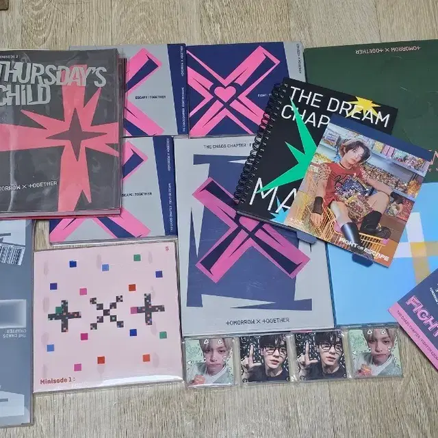 투바투 지수 스키즈 르세라핌 트와이스 세븐틴 뉴진스 NCT 방탄 일괄판매