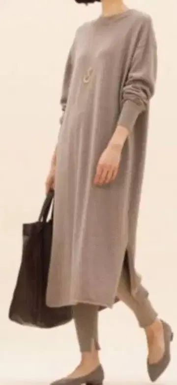 새상품급 23구 [매거진 게재] 니트 원피스 38 베이지