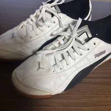 Puma 화이트 블랙 고등학교 신발